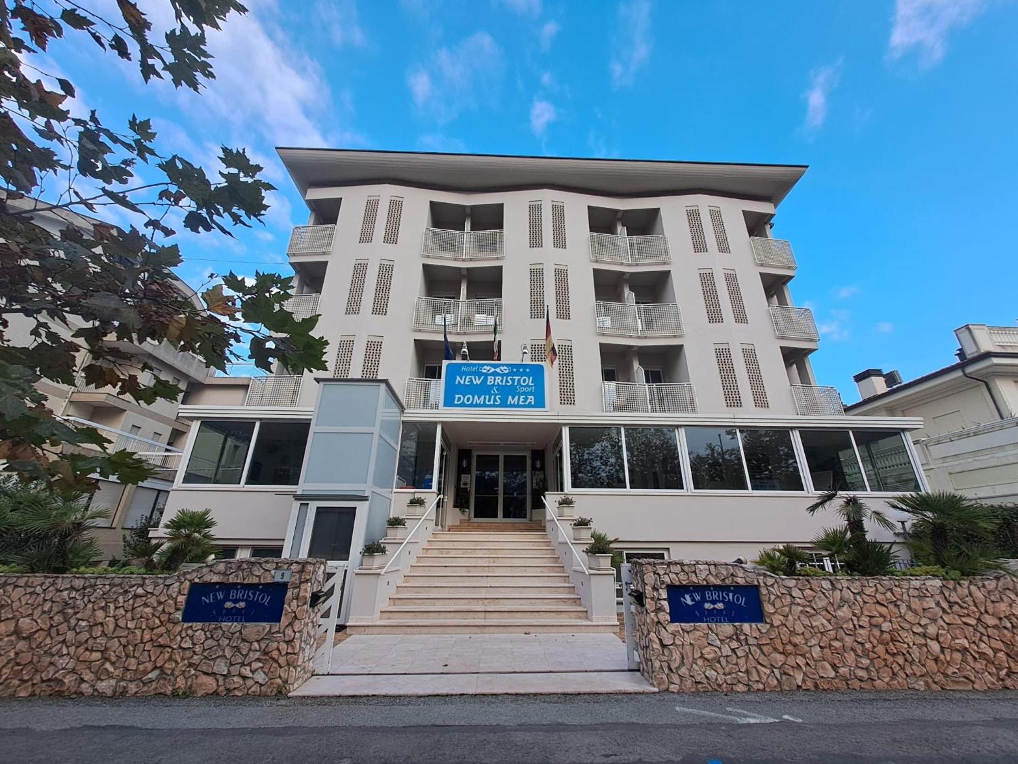 New Bristol Sport Hotel Cesenatico Kültér fotó